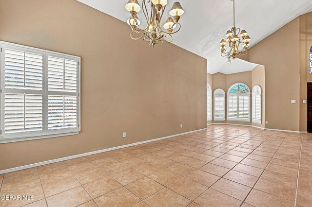 6443 LOMA DE CRISTO Drive, El Paso, TX 79912