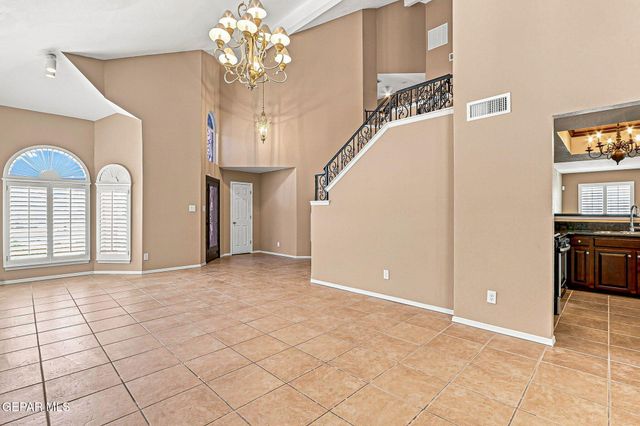 6443 LOMA DE CRISTO Drive, El Paso, TX 79912