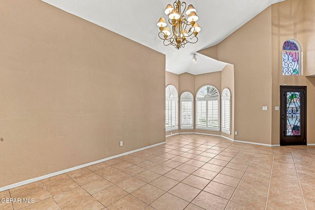 6443 LOMA DE CRISTO Drive, El Paso, TX 79912