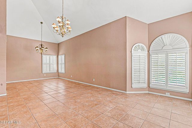 6443 LOMA DE CRISTO Drive, El Paso, TX 79912