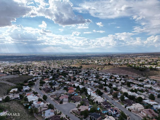 6443 LOMA DE CRISTO Drive, El Paso, TX 79912
