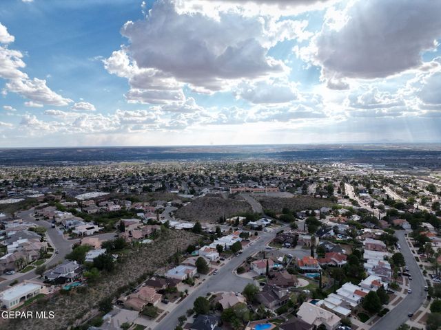 6443 LOMA DE CRISTO Drive, El Paso, TX 79912