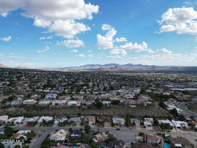 6443 LOMA DE CRISTO Drive, El Paso, TX 79912