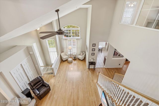 140 Melanie Way 1910, Manahawkin, NJ 08050