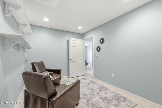 140 Melanie Way 1910, Manahawkin, NJ 08050