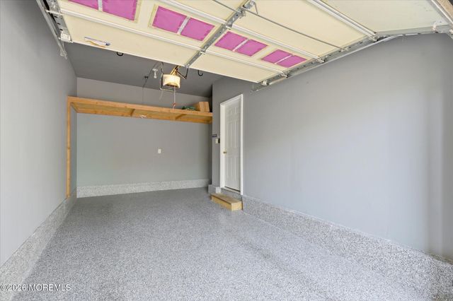 140 Melanie Way 1910, Manahawkin, NJ 08050