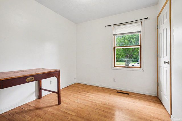 402 S Wheatland Drive, Goshen, IN 46526