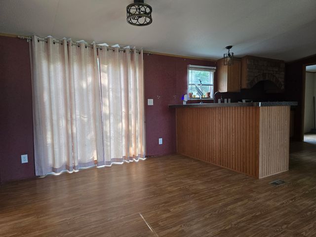 25378 US Highway 80, Grand Saline, TX 75140