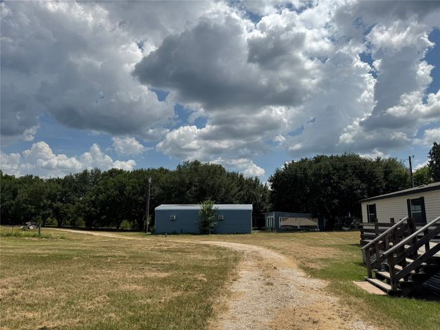 25378 US Highway 80, Grand Saline, TX 75140