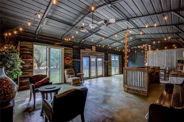 25378 US Highway 80, Grand Saline, TX 75140