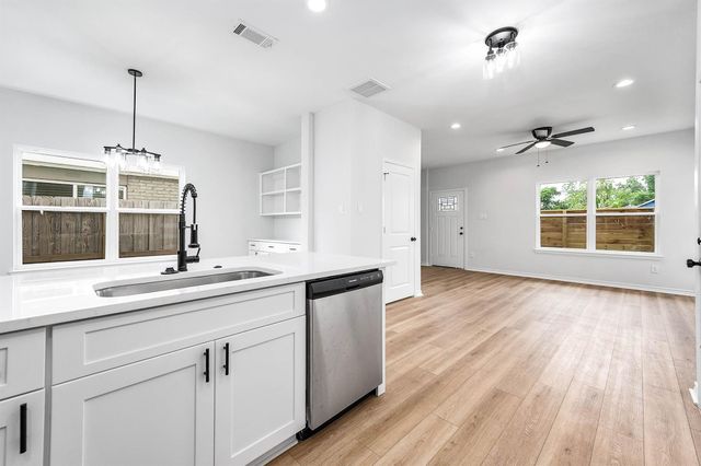 783 Fortune Street B, Houston, TX 77088