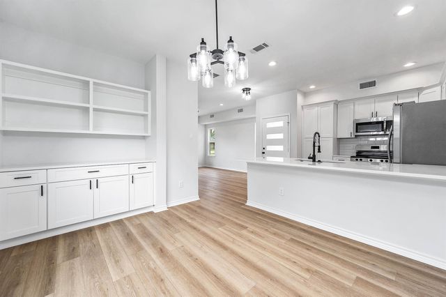 783 Fortune Street B, Houston, TX 77088