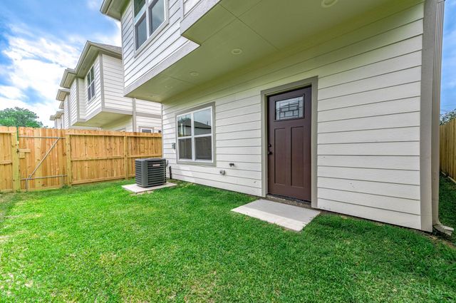 783 Fortune Street B, Houston, TX 77088