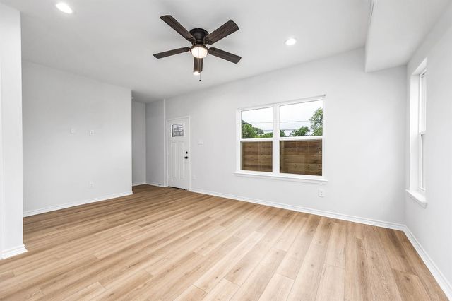 783 Fortune Street B, Houston, TX 77088