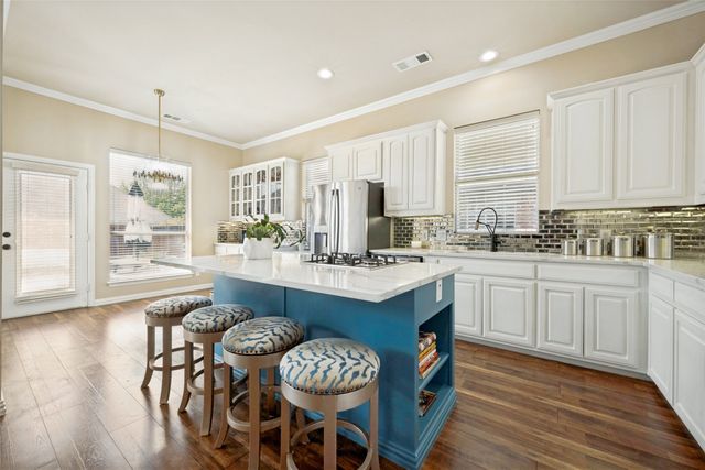 8019 Navisota Drive, Lantana, TX 76226