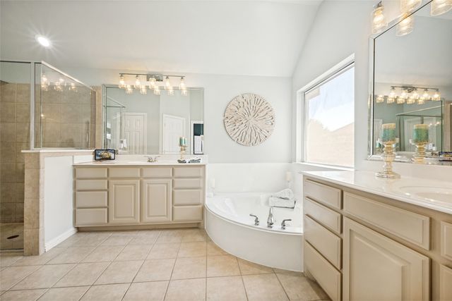 8019 Navisota Drive, Lantana, TX 76226