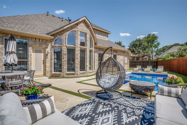 8019 Navisota Drive, Lantana, TX 76226