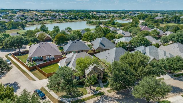8019 Navisota Drive, Lantana, TX 76226