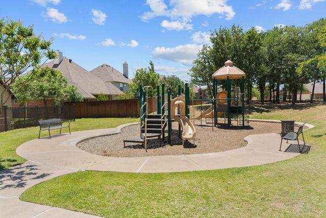 8019 Navisota Drive, Lantana, TX 76226