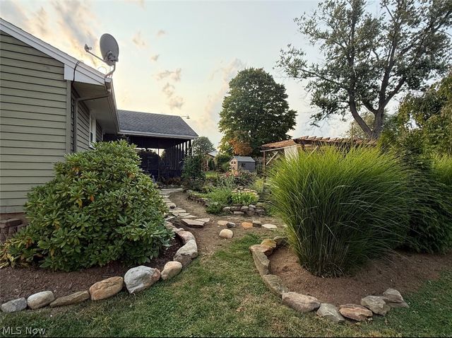 3354 Sandalwood Lane, Austintown, OH 44511