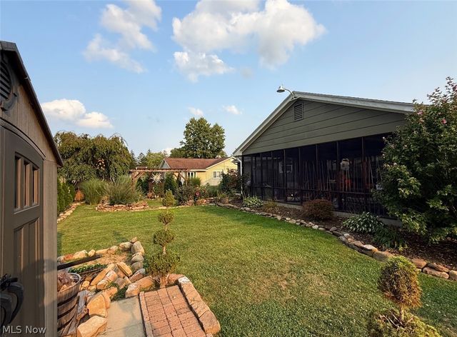 3354 Sandalwood Lane, Austintown, OH 44511