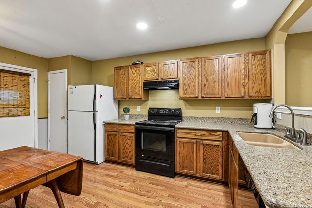 129 KATIE CT, Boerne, TX 78006