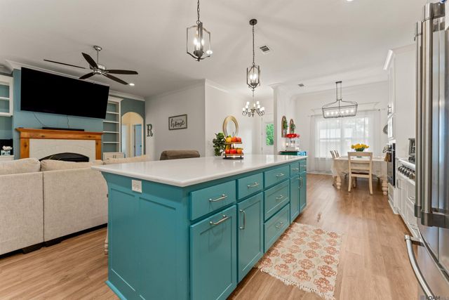 13698 Hammack Rd, Denham Springs, LA 70726