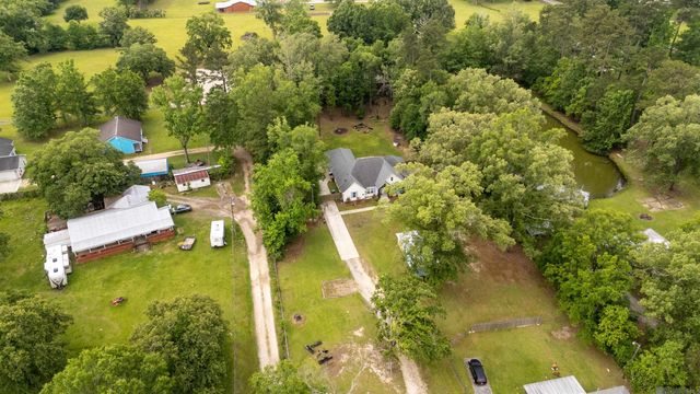 13698 Hammack Rd, Denham Springs, LA 70726