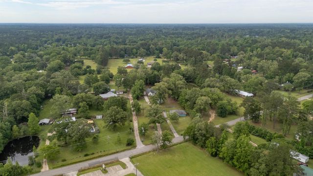 13698 Hammack Rd, Denham Springs, LA 70726