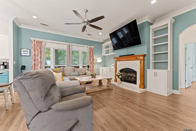 13698 Hammack Rd, Denham Springs, LA 70726