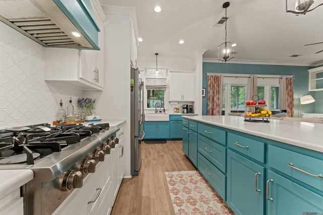 13698 Hammack Rd, Denham Springs, LA 70726