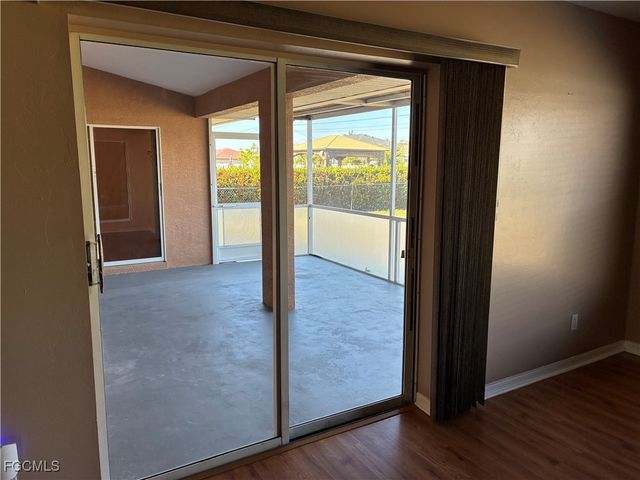 1307 SW 36th TER, Cape Coral, FL 33914