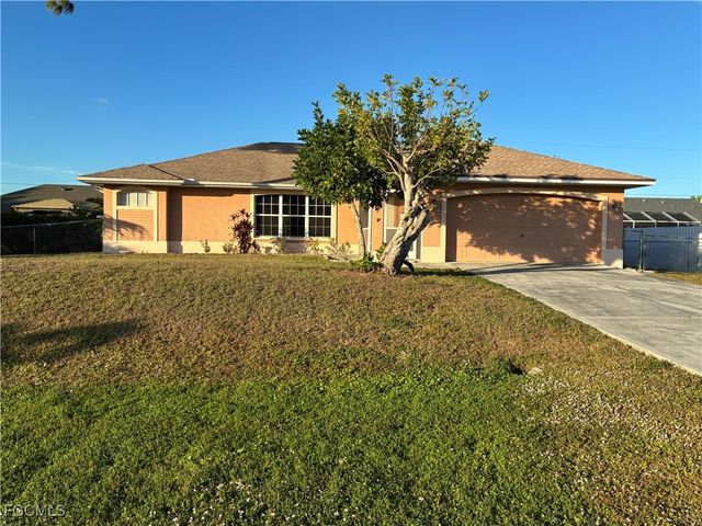 1307 SW 36th TER, Cape Coral, FL 33914
