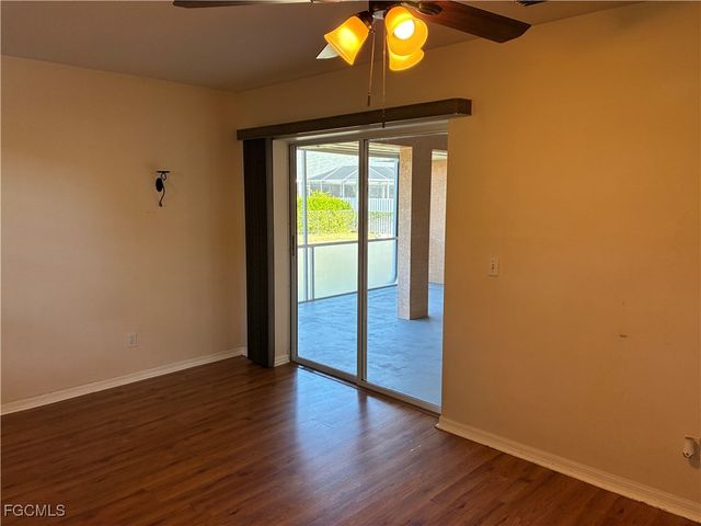 1307 SW 36th TER, Cape Coral, FL 33914