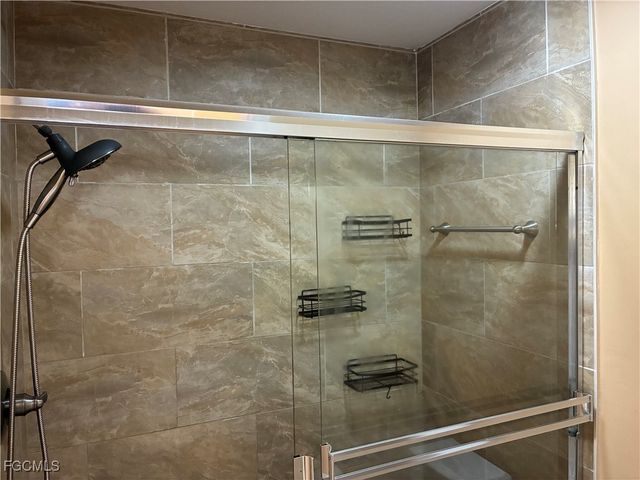 1307 SW 36th TER, Cape Coral, FL 33914