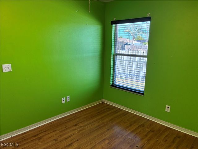 1307 SW 36th TER, Cape Coral, FL 33914