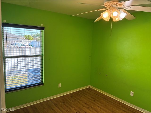 1307 SW 36th TER, Cape Coral, FL 33914