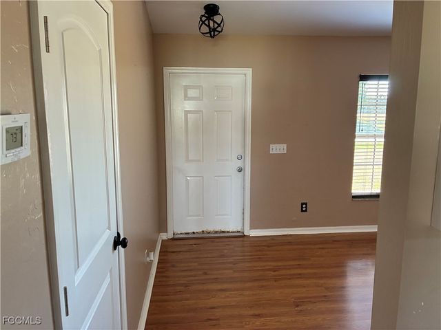 1307 SW 36th TER, Cape Coral, FL 33914