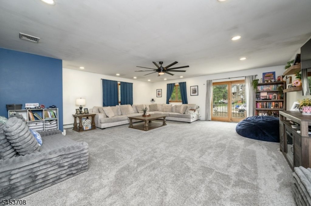 120 Allen St, Netcong Boro, NJ 07857 — photo 4