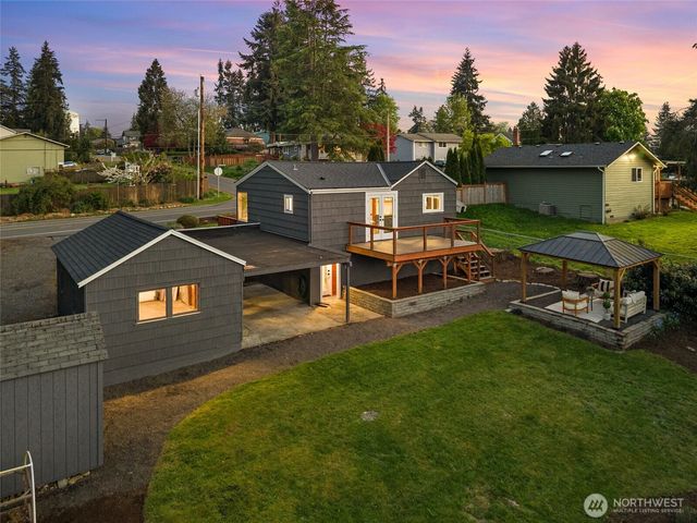 8129 224th Street SW, Edmonds, WA 98026