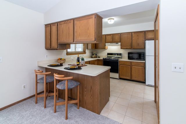 8984 S Christine Drive, Brighton, MI 48114