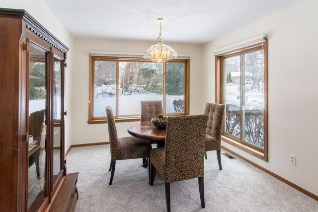 8984 S Christine Drive, Brighton, MI 48114