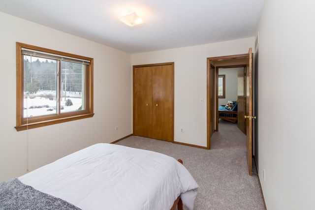 8984 S Christine Drive, Brighton, MI 48114