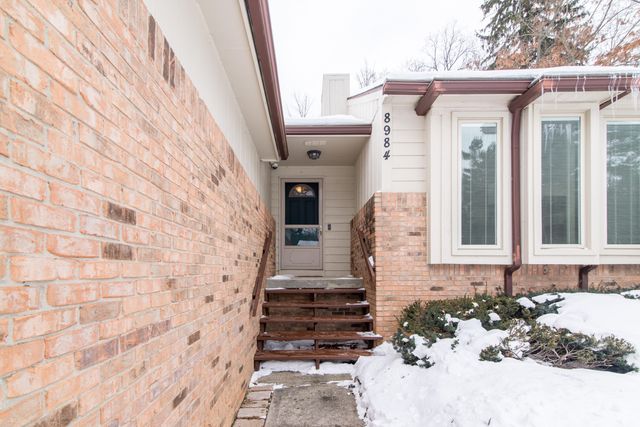 8984 S Christine Drive, Brighton, MI 48114
