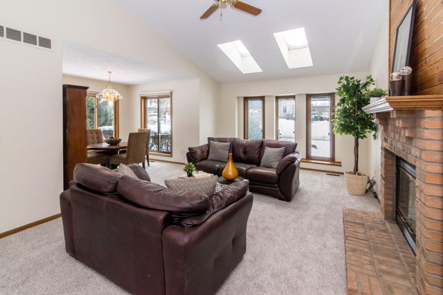 8984 S Christine Drive, Brighton, MI 48114