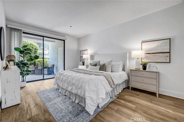 230 Lille 102, Newport Beach, CA 92663