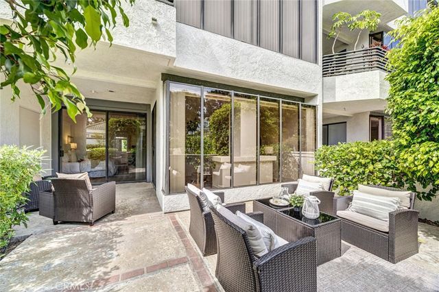 230 Lille 102, Newport Beach, CA 92663