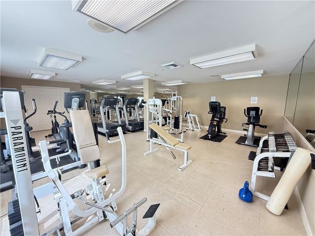 230 Lille 102, Newport Beach, CA 92663