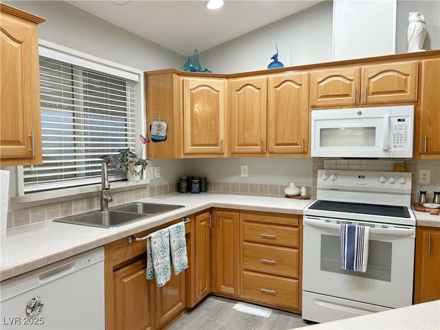 410 Bel Air Avenue, Pahrump, NV 89048