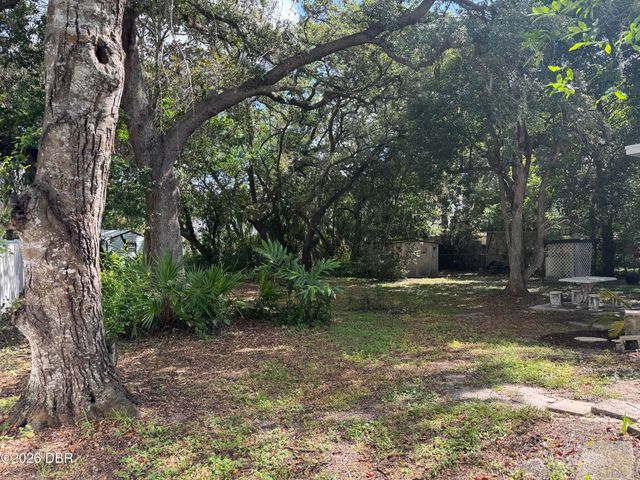 228 Colomba Road, Debary, FL 32713